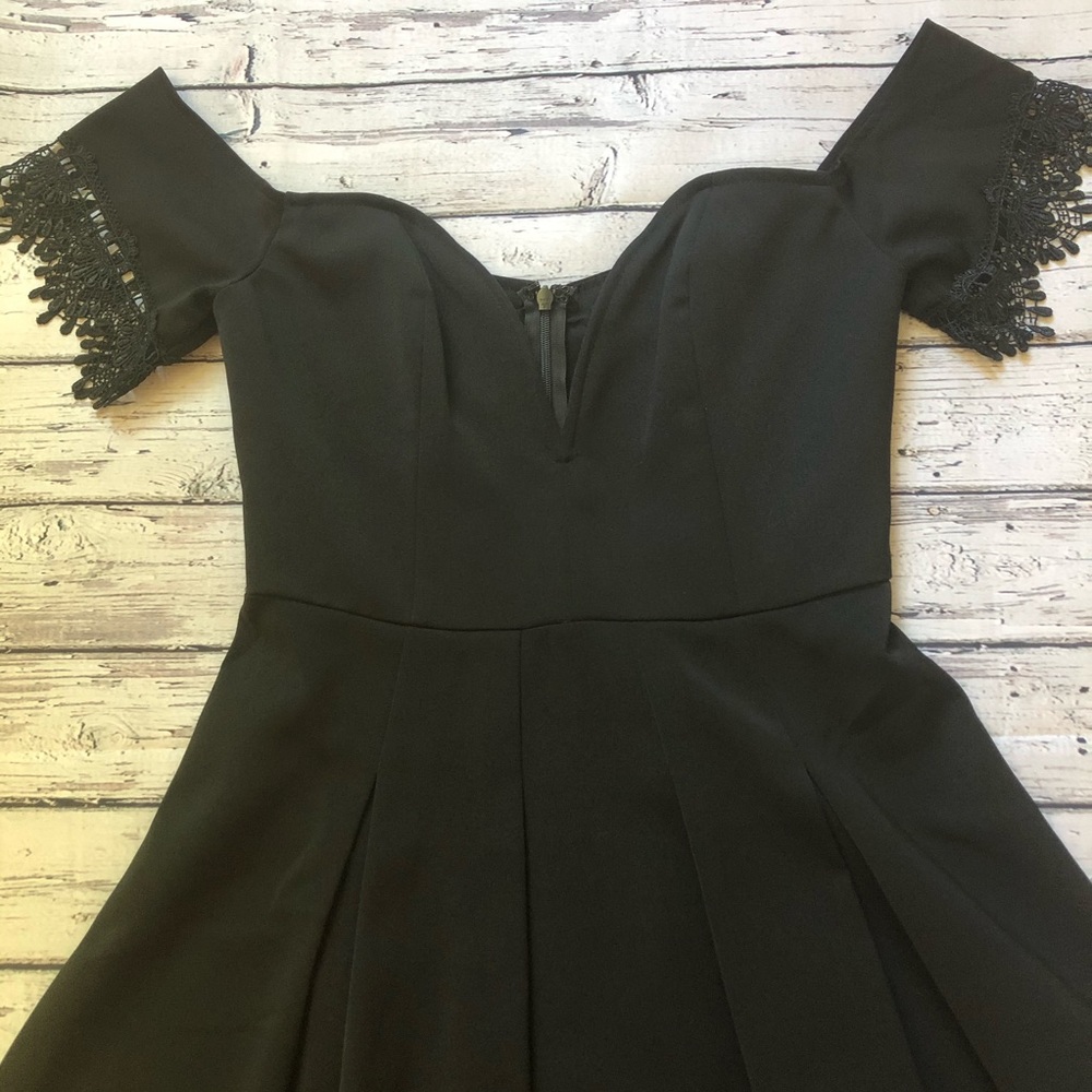Revolve Lovers + Friends Heaven Sent dress - Picture 3 of 11